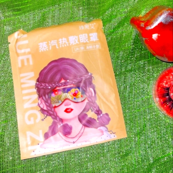 ποΈ Women's Make-up Style Setπβ¨οΈπ - Picture 9 of 9